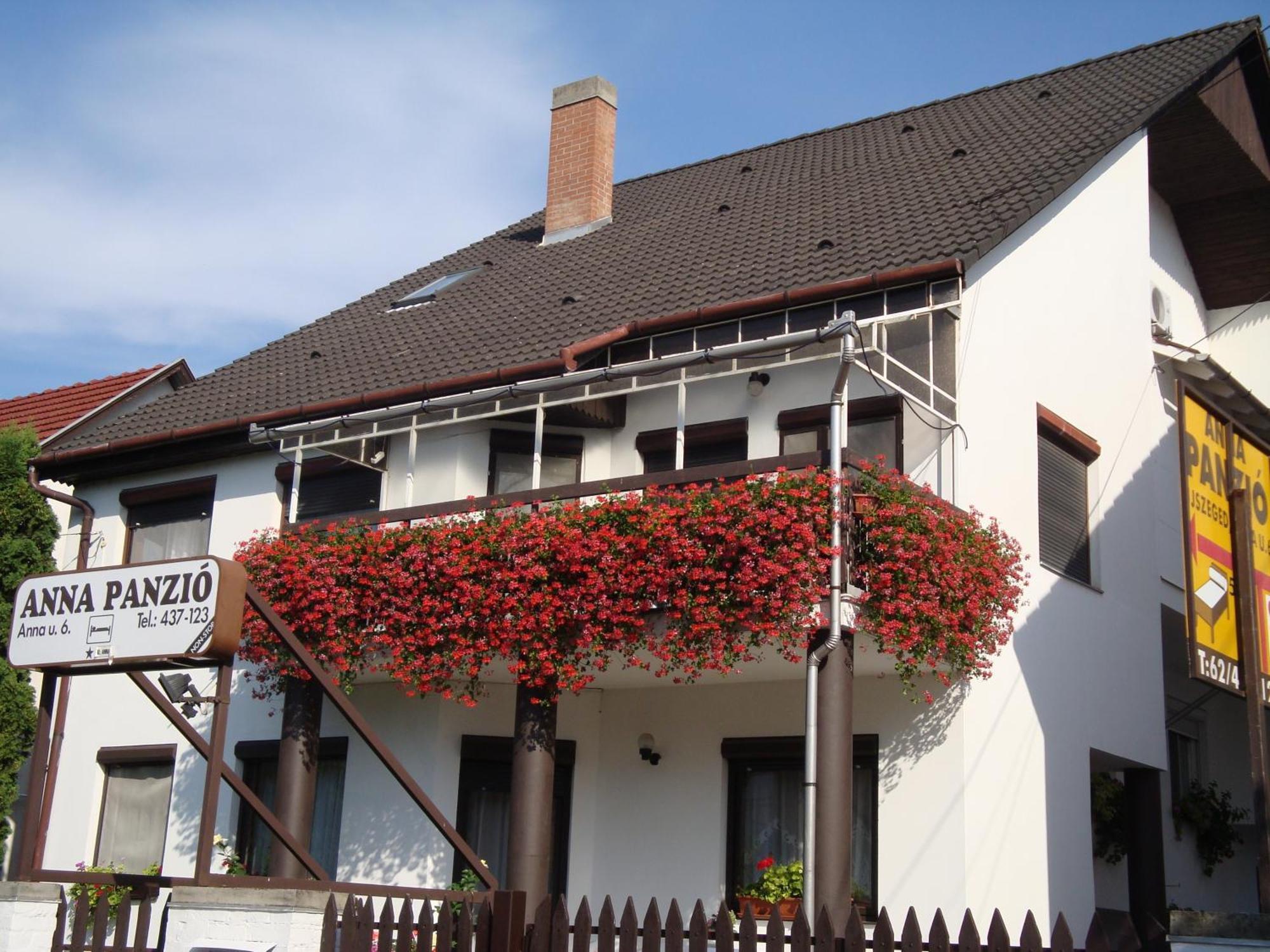Anna Vendeghaz Bed and Breakfast Szeged Eksteriør billede