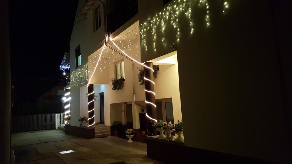 Anna Vendeghaz Bed and Breakfast Szeged Eksteriør billede
